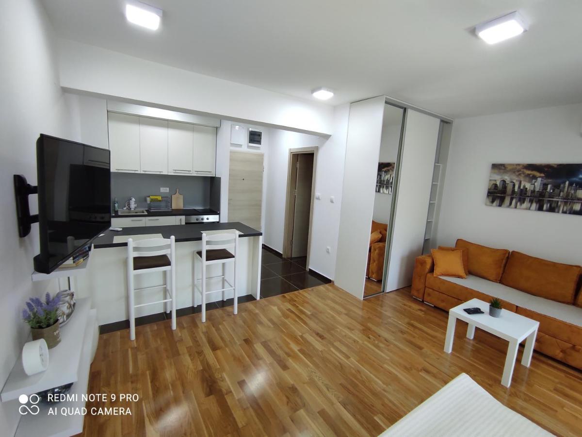 Comfort Studio With Sea View And Swimming Pool Bečići Exterior foto